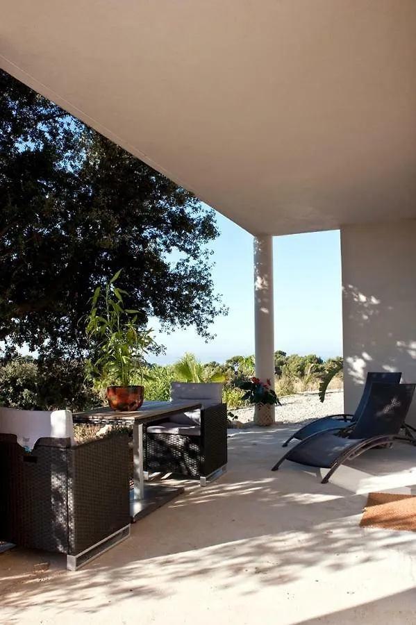 ** Guest house Villa Les Restanques Bandol France